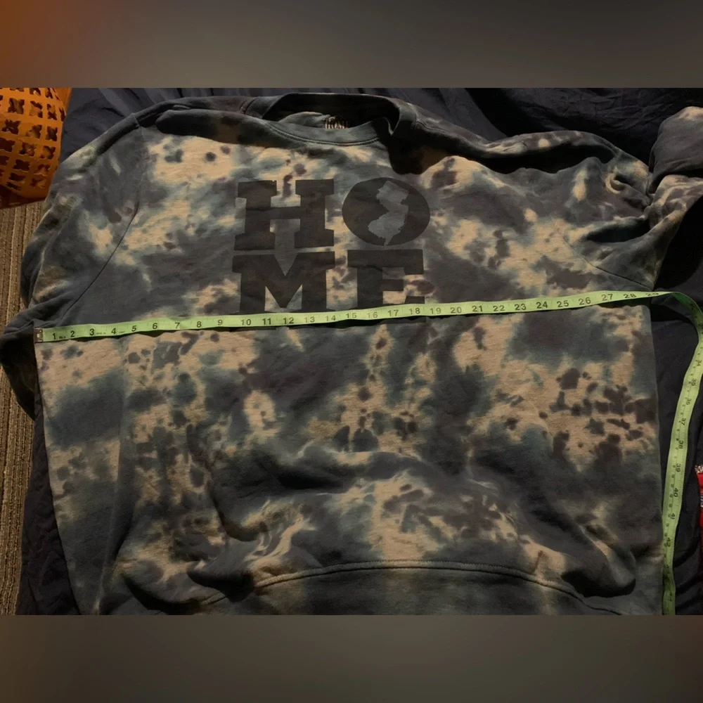 Blue and White 2X Oversized Graphic crewneck sweatshirt NJ New Jersey is home - Picture 4 of 6